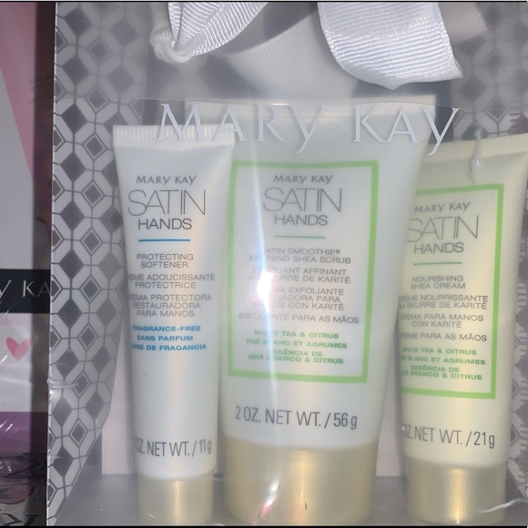 White Tea & Citrus Satin Hands® Pampering Set - Picture 2 of 2